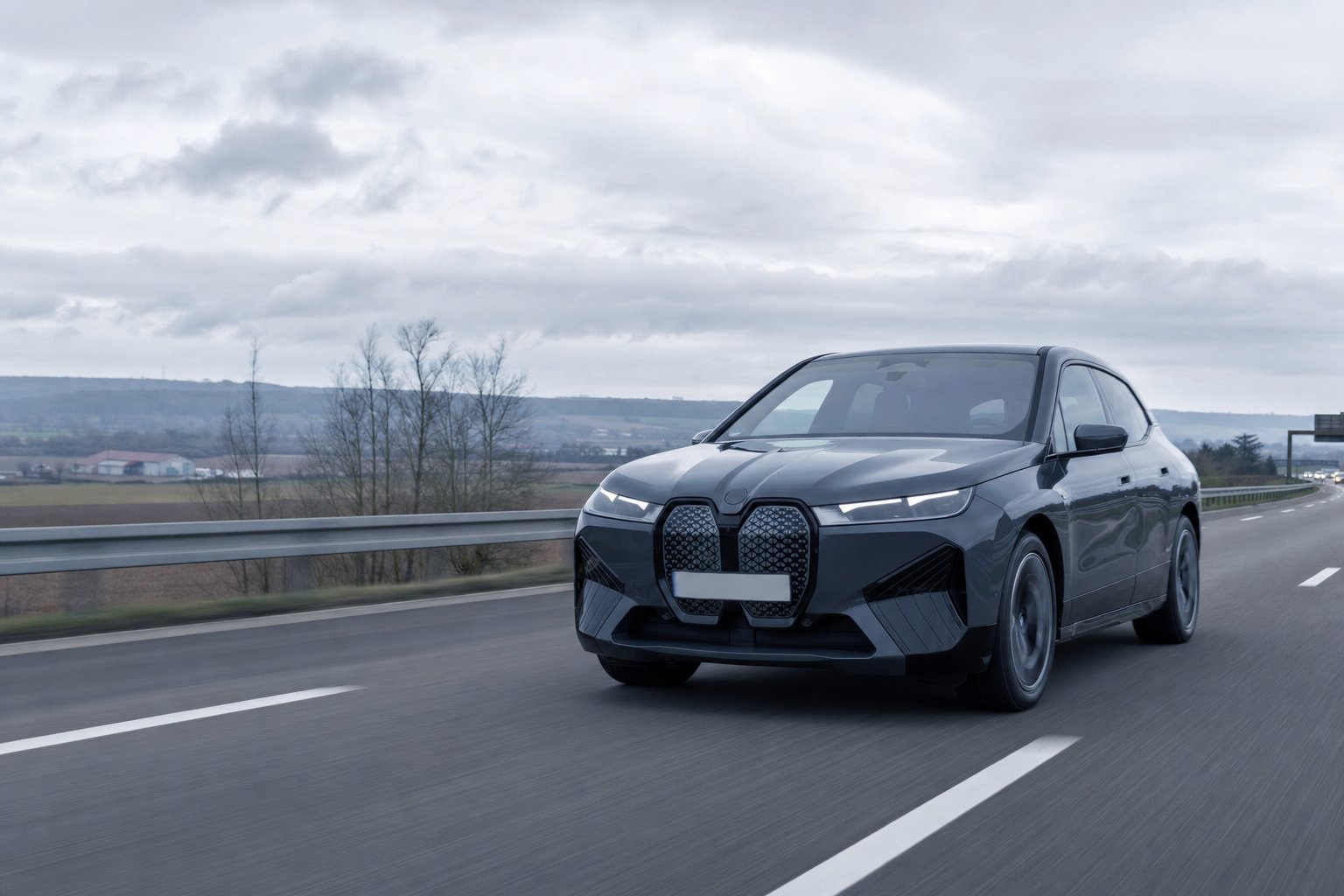 Bus, train ou VTC depuis Metz — SUV hybride premium sur l'autoroute, comparatif transport 2026