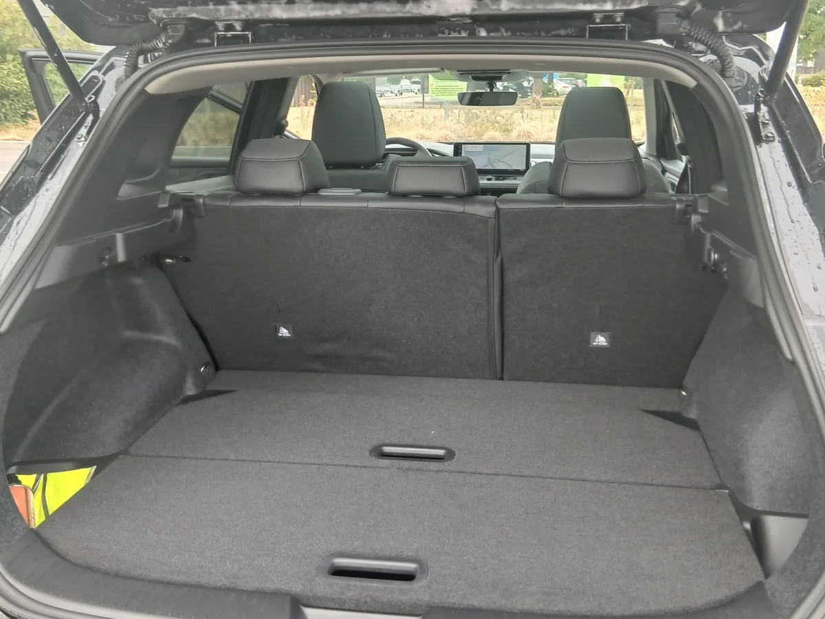 Coffre Nissan Qashqai 455 litres — espace bagages VTC Metz Didier chauffeur privé